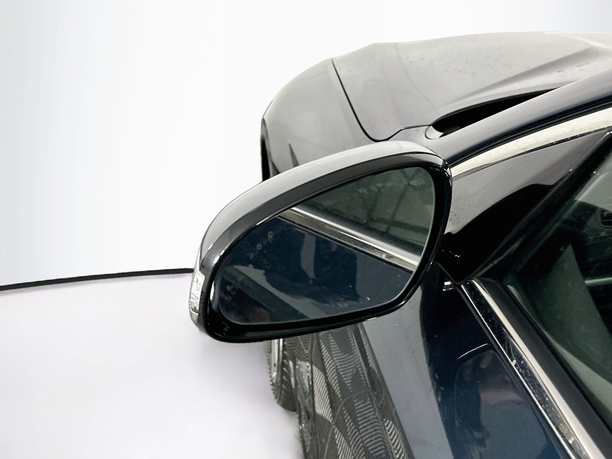 Used 2023 Genesis G70 2.0T AWD/4WD image 16