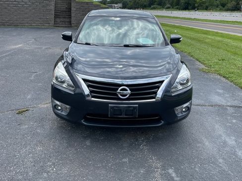 Used 2013 Nissan Altima 3.5 SL w/ Technology Pkg FWD image 8
