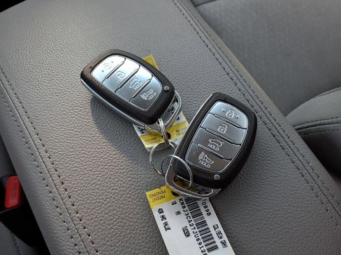 Used 2018 Hyundai Tucson Value AWD/4WD image 28