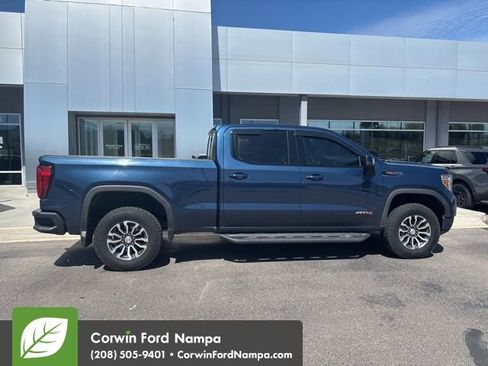 Used 2019 GMC Sierra 1500 AT4 w/ AT4 Premium Package image 3