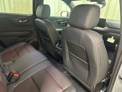 Certified 2025 Chevrolet Blazer RS w/ Enhanced Convenience Package image 25