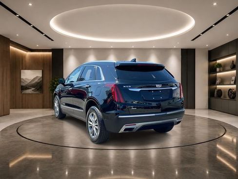 Certified 2023 Cadillac XT5 Premium Luxury AWD/4WD image 8