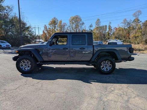 New 2026 Jeep Gladiator Mojave w/ Technology Group AWD/4WD image 7