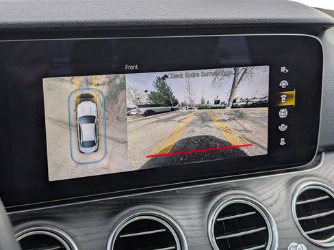 Used 2022 Mercedes-Benz E 350 4MATIC Sedan image 18