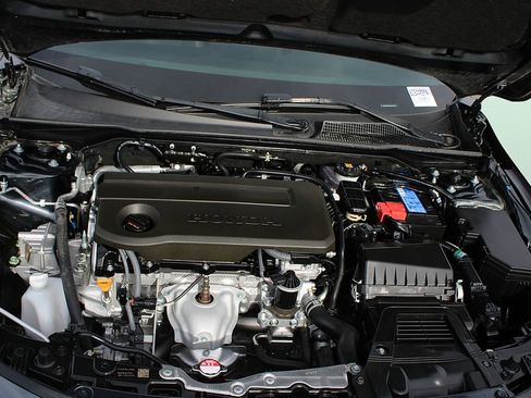 Used 2025 Honda Civic Sport image 19