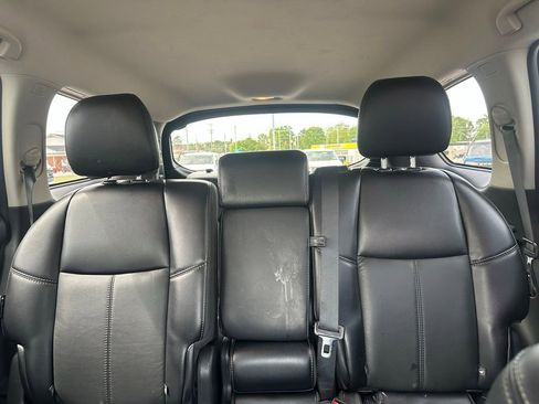 Used 2020 Nissan Pathfinder SL AWD/4WD image 15