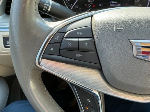 Used 2022 Cadillac XT5 Premium Luxury AWD/4WD image 19