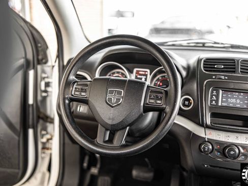 Used 2015 Dodge Journey SXT w/ Flexible Seating Group image 20