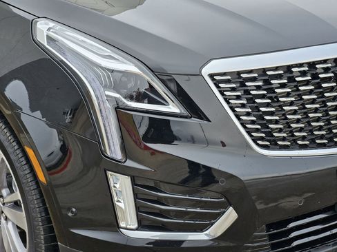 Used 2024 Cadillac XT5 Premium Luxury w/ Technology Package image 9