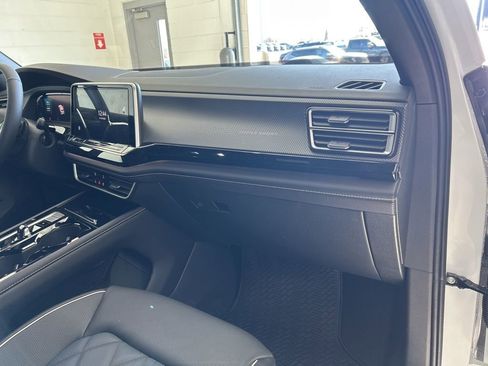 New 2026 Volkswagen Atlas Cross Sport SEL Premium R-Line image 27