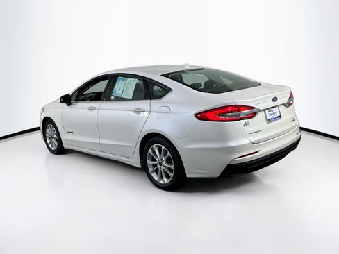Used 2019 Ford Fusion SE FWD image 7