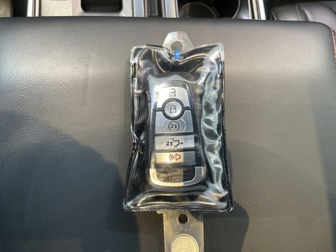 Used 2024 Ford F150 Raptor AWD/4WD image 47