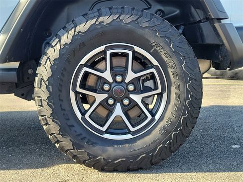 Certified 2024 Jeep Wrangler Rubicon image 5