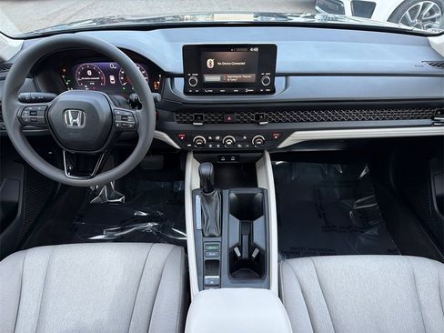 Used 2024 Honda Accord EX image 16