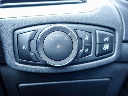 Used 2024 Ford Edge SEL w/ Convenience Package image 5