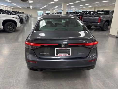 Used 2024 Honda Accord Touring image 6