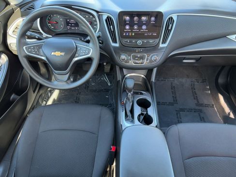 Used 2022 Chevrolet Malibu LS w/ Driver Confidence Package II image 14