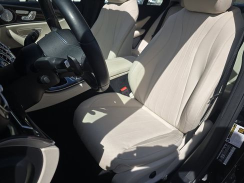 Used 2020 Mercedes-Benz E 350 Sedan w/ Premium Package image 25