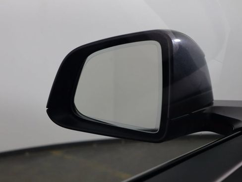 Used 2026 Tesla Model Y Long Range AWD/4WD image 46