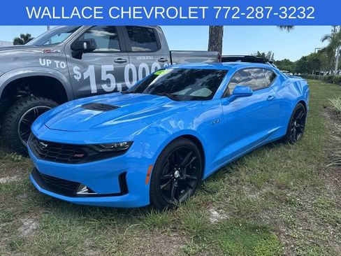 Used 2023 Chevrolet Camaro LT w/ RS Package RWD image 3