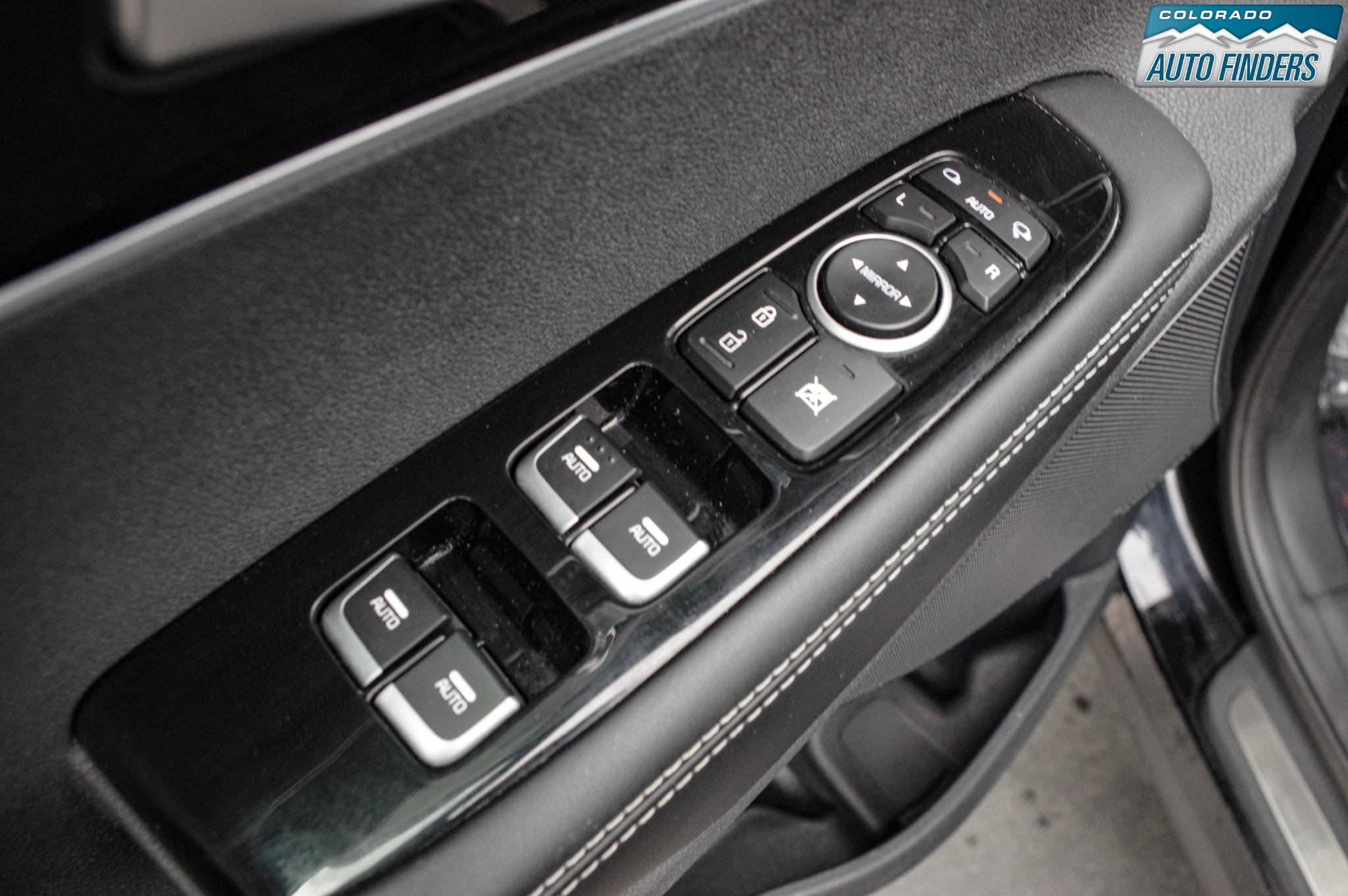 Used 2019 Kia Sorento SX AWD/4WD image 11