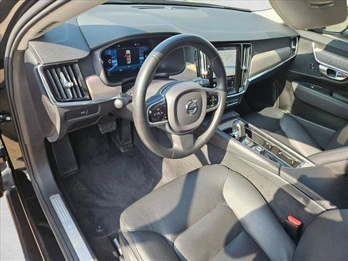 Used 2023 Volvo S90 B6 Plus AWD/4WD image 17