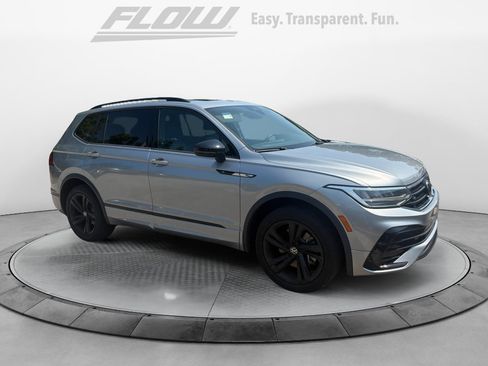 Used 2023 Volkswagen Tiguan SE R-Line FWD image 1