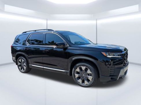 New 2026 Honda Pilot Touring image 1