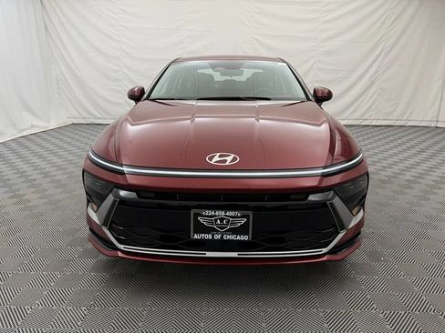 Used 2025 Hyundai Sonata SEL FWD image 2