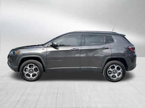 Used 2022 Jeep Compass Trailhawk w/ Sun and Sound Group AWD/4WD image 8