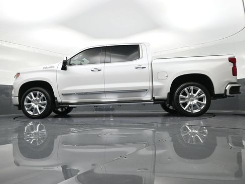 Used 2025 Chevrolet Silverado 1500 High Country w/ High Country Premium Package image 25