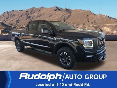 Used 2023 Nissan Titan PRO-4X image 7