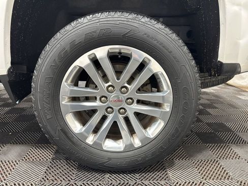 Used 2017 GMC Canyon SLT w/ Driver Alert Package image 33