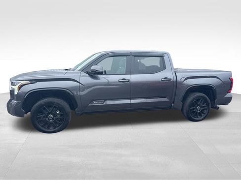 Used 2023 Toyota Tundra Platinum image 2