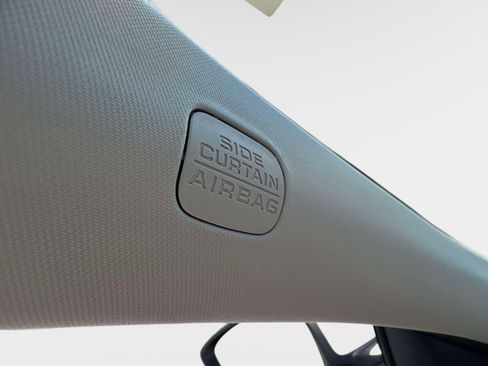 Used 2022 Honda Accord LX image 38