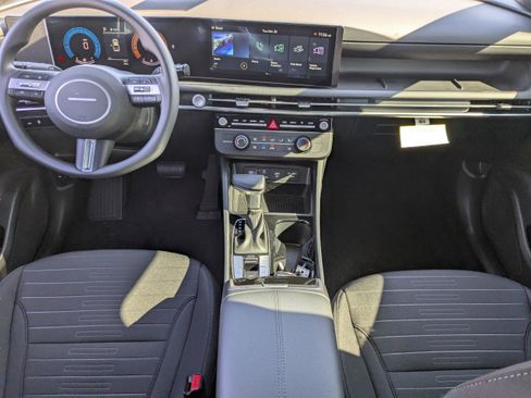 New 2026 Hyundai Santa Cruz SE FWD image 17