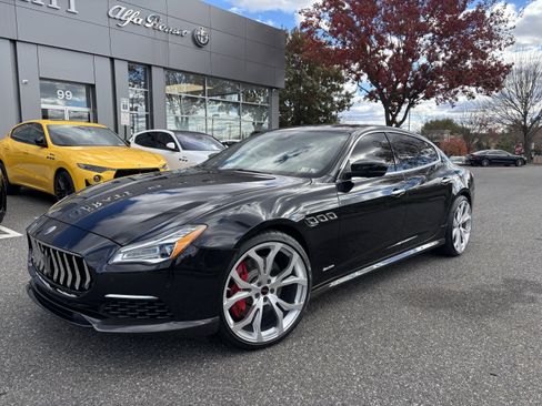 Used 2019 Maserati Quattroporte GTS GranLusso image 1