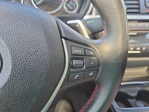 Used 2020 BMW 430i Coupe w/ Convenience Package image 19