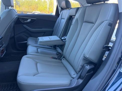 Certified 2025 Audi Q7 2.0T Premium Plus w/ Premium Plus Package image 31