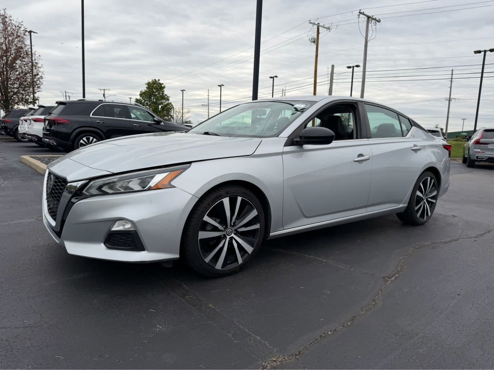 Used 2021 Nissan Altima 2.5 SR FWD image 3