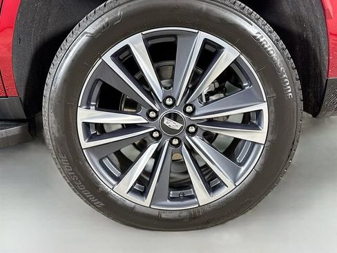 Used 2025 Cadillac Escalade Sport w/ LPO, Floor Liner Package AWD/4WD image 34