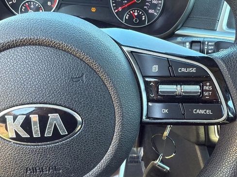 Used 2019 Kia Optima LX image 39