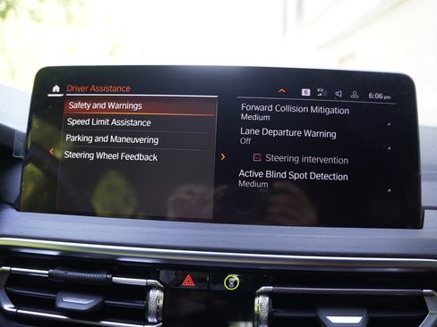 Used 2022 BMW X4 xDrive30i w/ Premium Package 2 AWD/4WD image 24