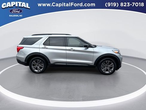 Certified 2023 Ford Explorer XLT w/ Equipment Group 202A image 9