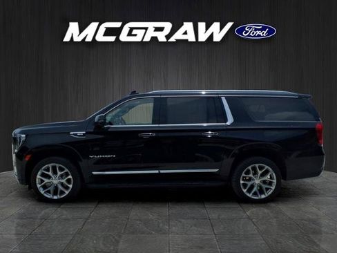 Used 2021 GMC Yukon XL SLT w/ SLT Premium Package AWD/4WD image 7