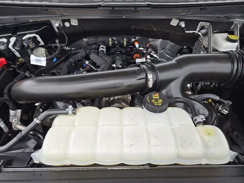 Certified 2025 Ford Expedition Max Active RWD image 30
