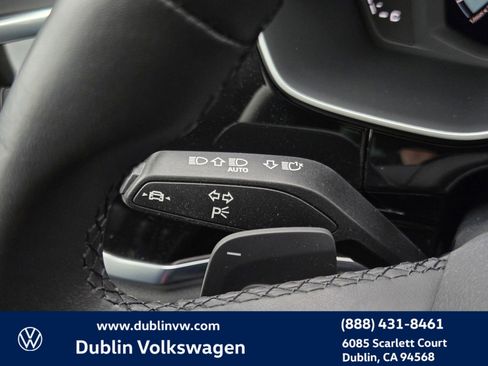 Used 2023 Audi Q3 2.0T Premium Plus w/ Premium Plus Package image 24