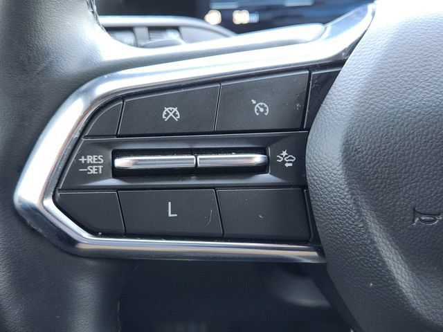 Used 2025 Chevrolet Equinox LT w/ Safety and Technology Package FWD image 28