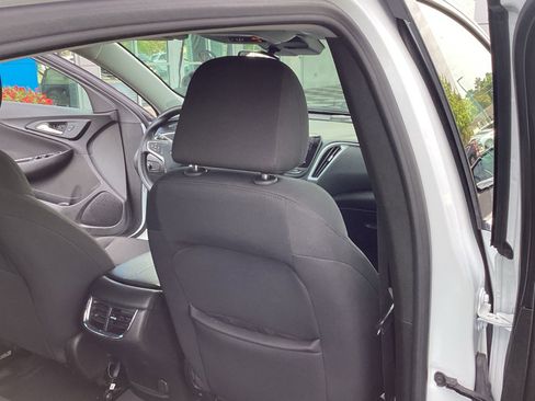 Used 2023 Chevrolet Malibu LT image 18