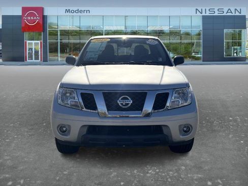 Used 2019 Nissan Frontier SV w/ Value Truck Package image 2